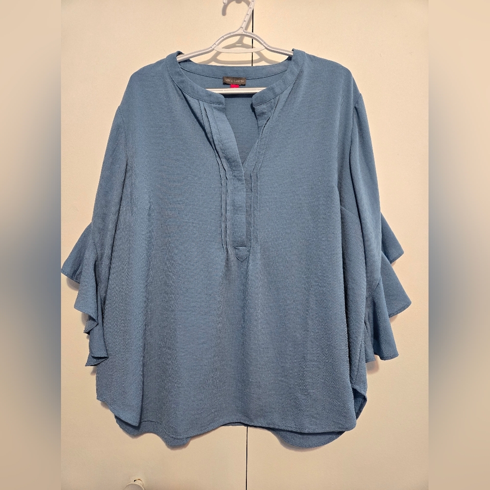 Vince‎ Camuto Ruffled Blue Blouse